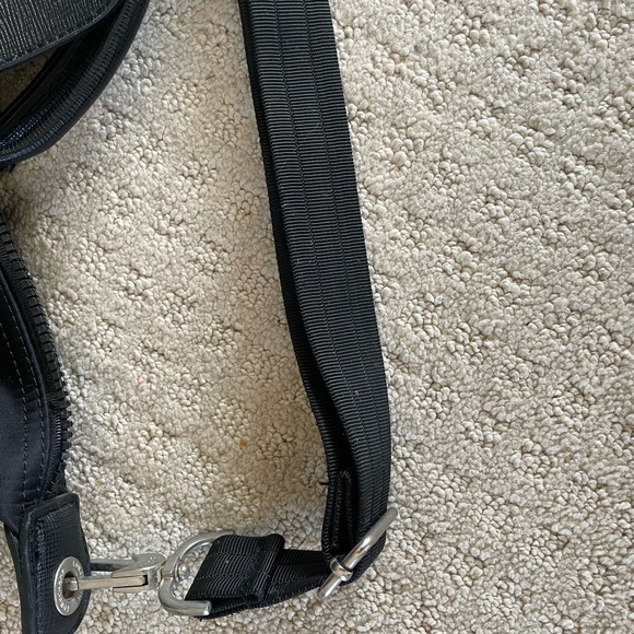 Longchamp Le Pliage Black Nylon Hummingbird tote with cross strap - Picture 5 of 10